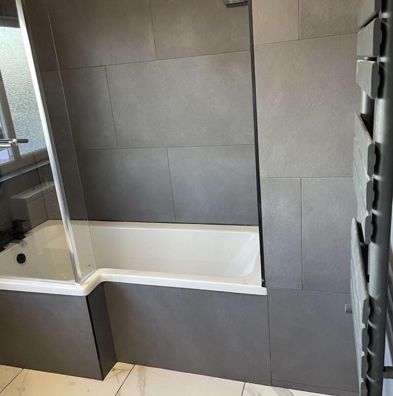 L-Shape Bath & Screen